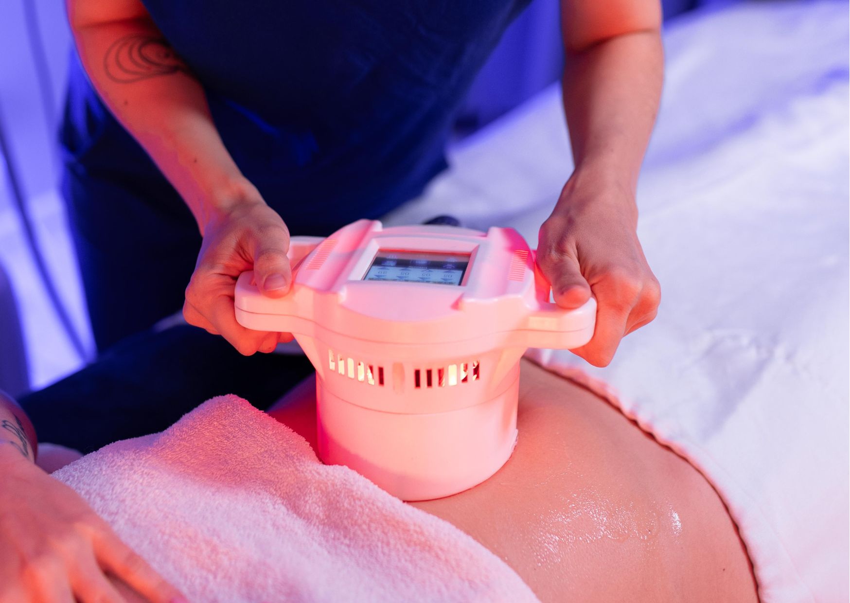 PROMOCJA – Modelowanie sylwetki – Liposukcja kawitacyjna IR + RF + Vacuum